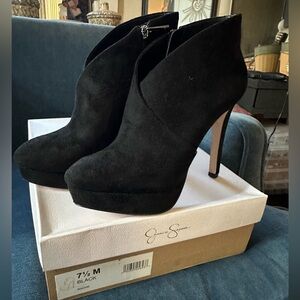 Jessica Simpson size 7.5 booties